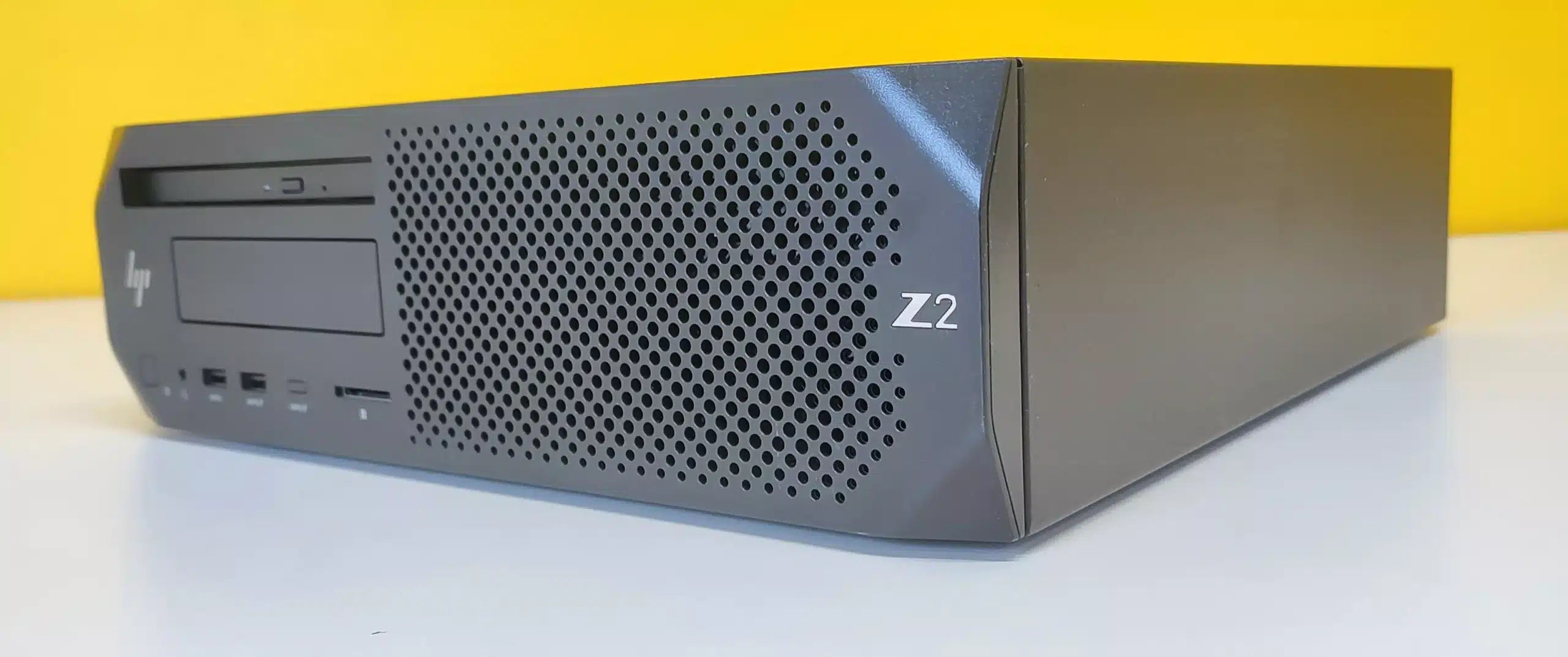 HP Z2 G4 SFF | Intel Core i7-9700 | Ram 16GB | SSD 512GB | USB Type-C Windows 11 Pro Il PC compatto per i professionisti esigenti HP Z2 G4 SFF | Intel Core i7-9700 | Ram 16GB | SSD 512GB | USB Type-C Windows 11 Pro Il PC compatto per i professionisti esigenti